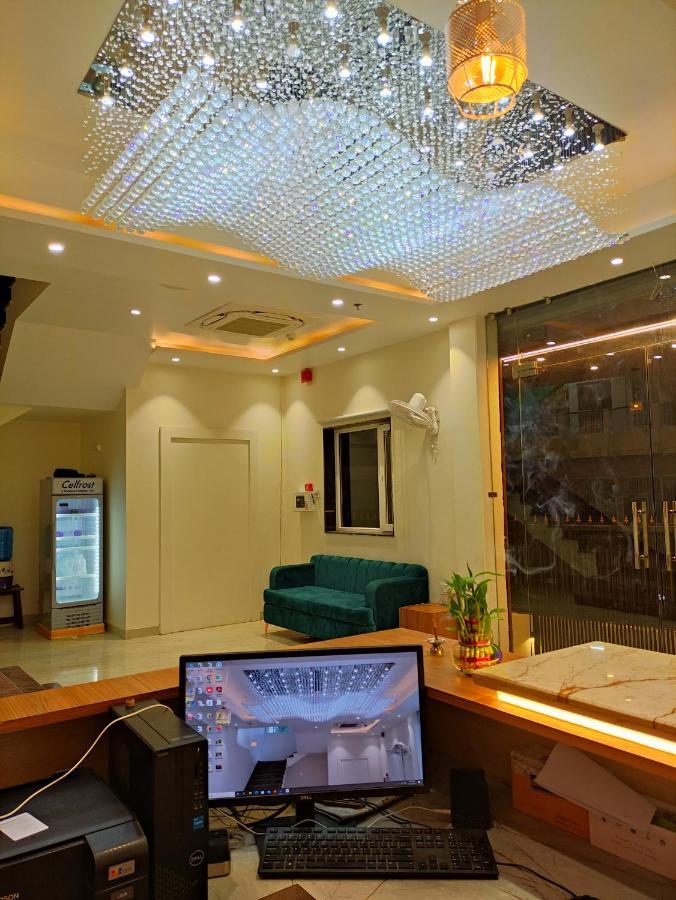 Hotel Satsang Grand Varanasi Dış mekan fotoğraf