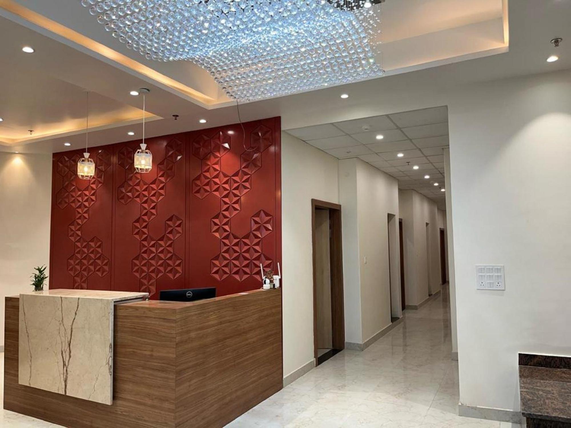 Hotel Satsang Grand Varanasi Dış mekan fotoğraf